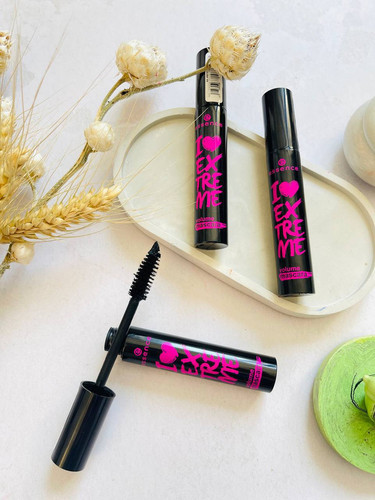 ریمل مویی اس نس مشکی صورتی