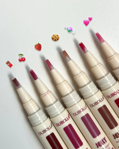 لیپ بالم یا لیپ گلاس ژله ای اولی بولا مدل پیچی